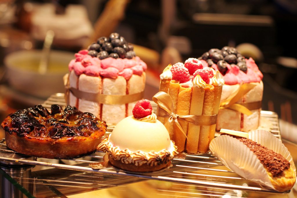 Confeitaria francesa: entenda a diferença entre boulangerie e pâtisserie